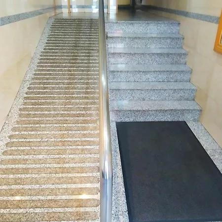Las Xanas De Benjamin Centro Y Parking Apartment